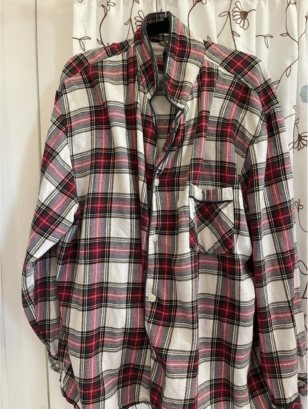 Stafford | XXL | Red Navy Plaid Button Up Shirt - Picture 5 of 8
